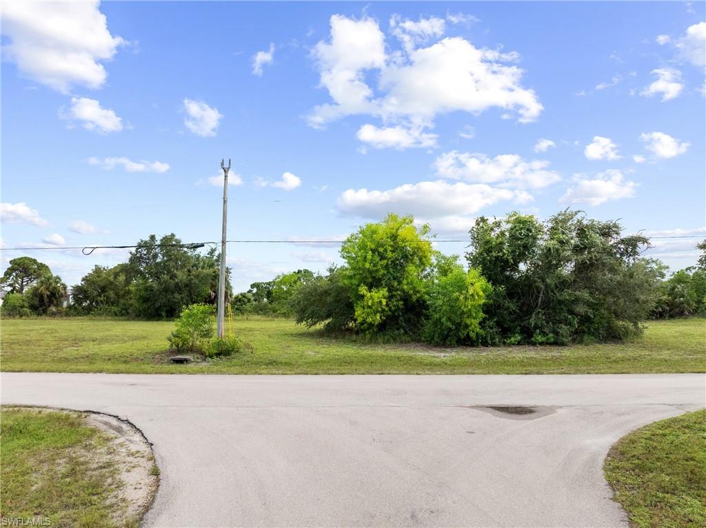 CAPE CORAL - Land