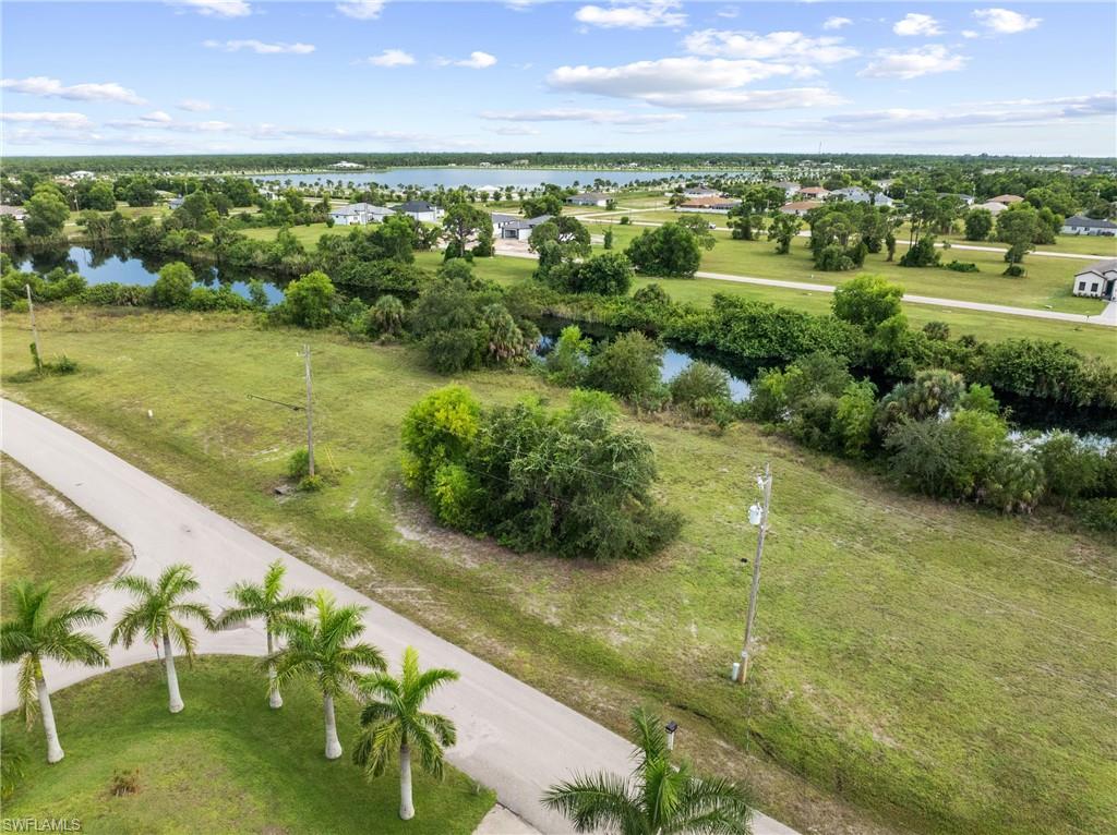 CAPE CORAL - Land