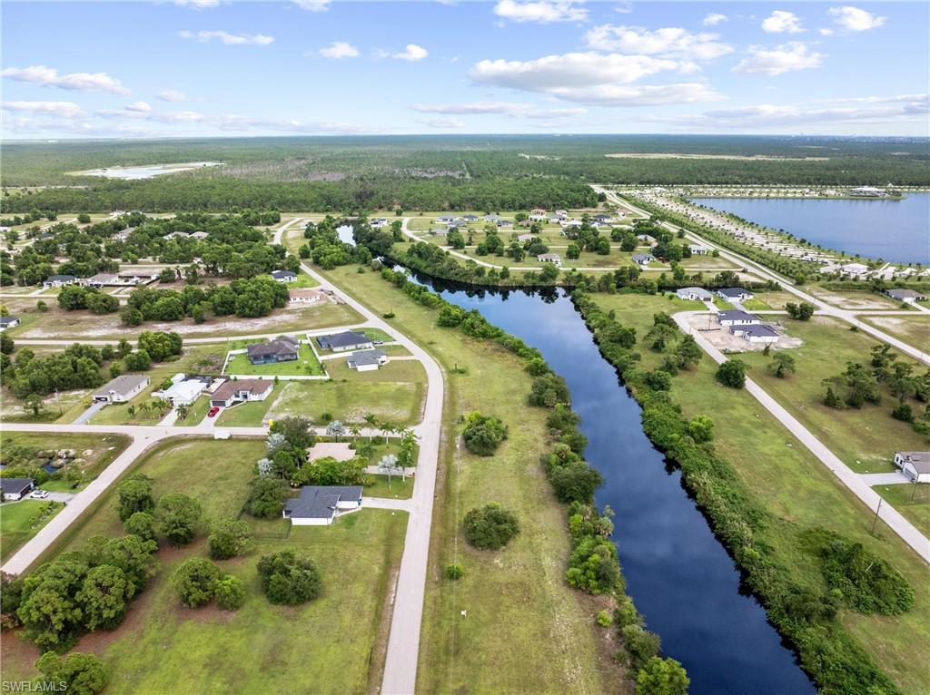 CAPE CORAL - Land