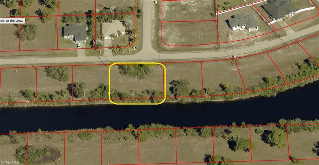 CAPE CORAL - Land