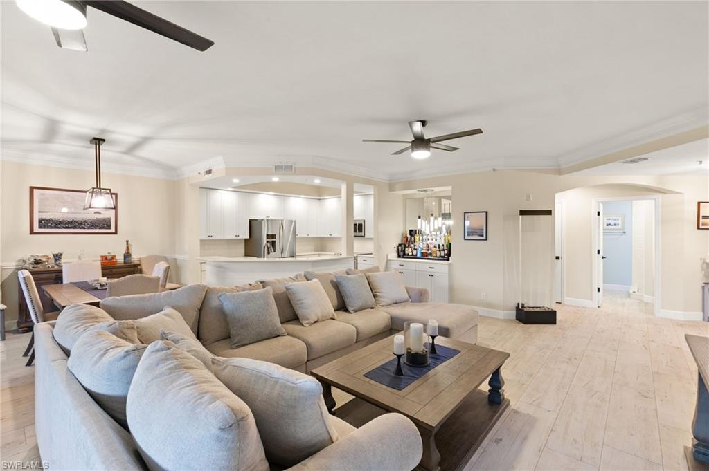 VINTAGE BAY - Residential