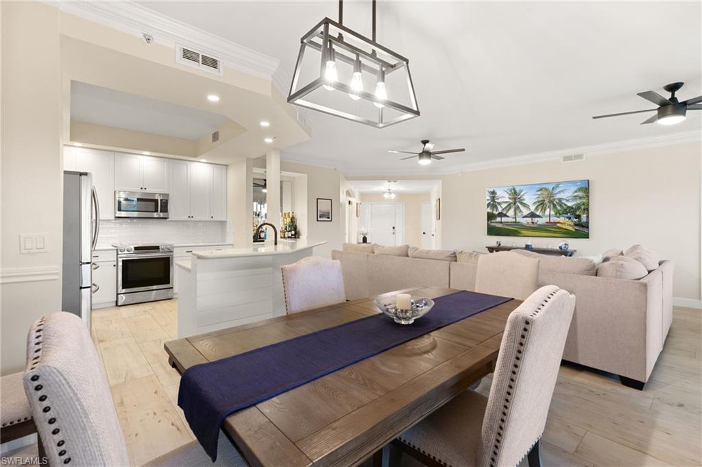 VINTAGE BAY - Residential