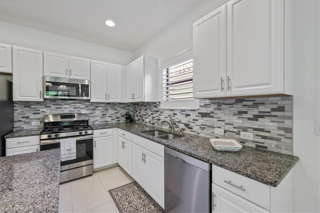CYPRESS WALK - Residential