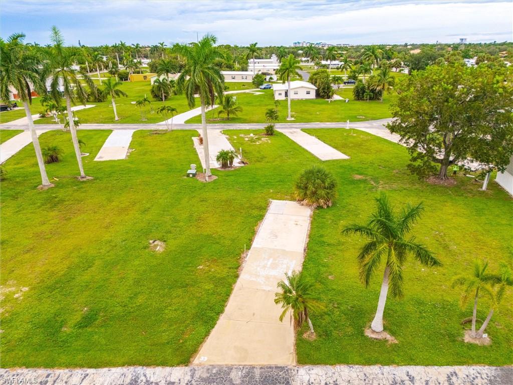PLANTATION ESTATES MOBILE HOME - Land