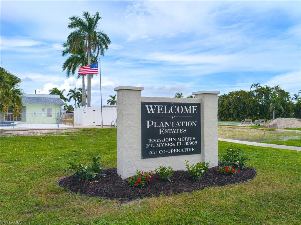 PLANTATION ESTATES MOBILE HOME - Land