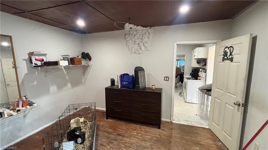 RUSSELL PARK - Residential