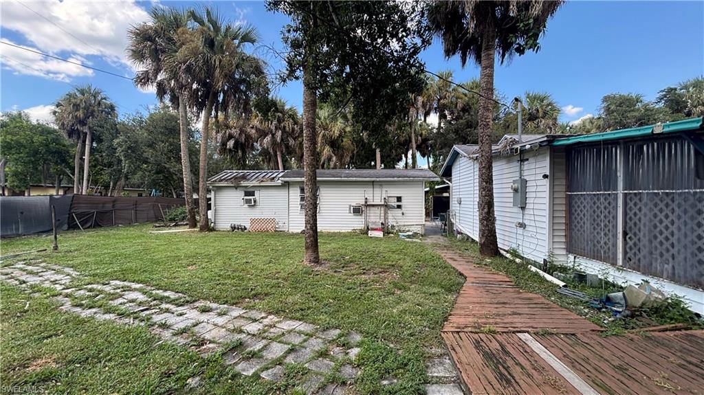 RUSSELL PARK - Residential