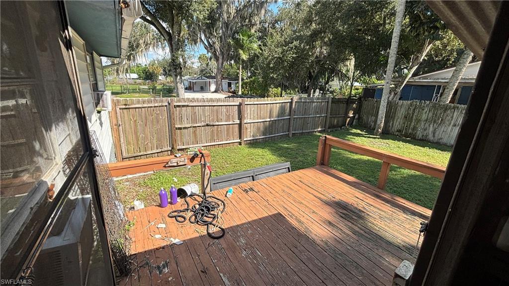 RUSSELL PARK - Residential