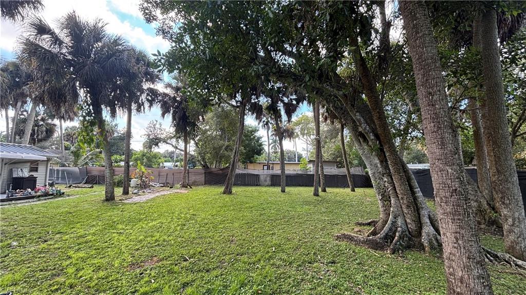 RUSSELL PARK - Residential