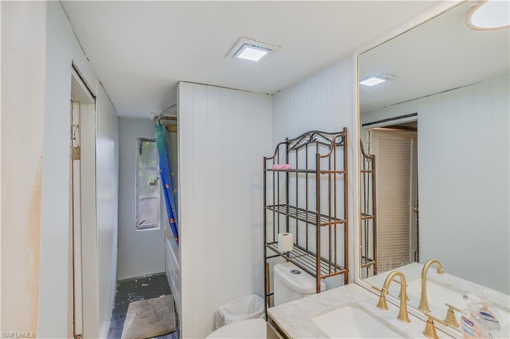 NORTH FORT MYERS - Residential