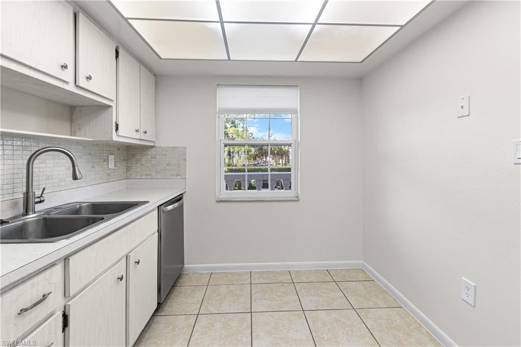 LAKE LAWN CONDO - Residential