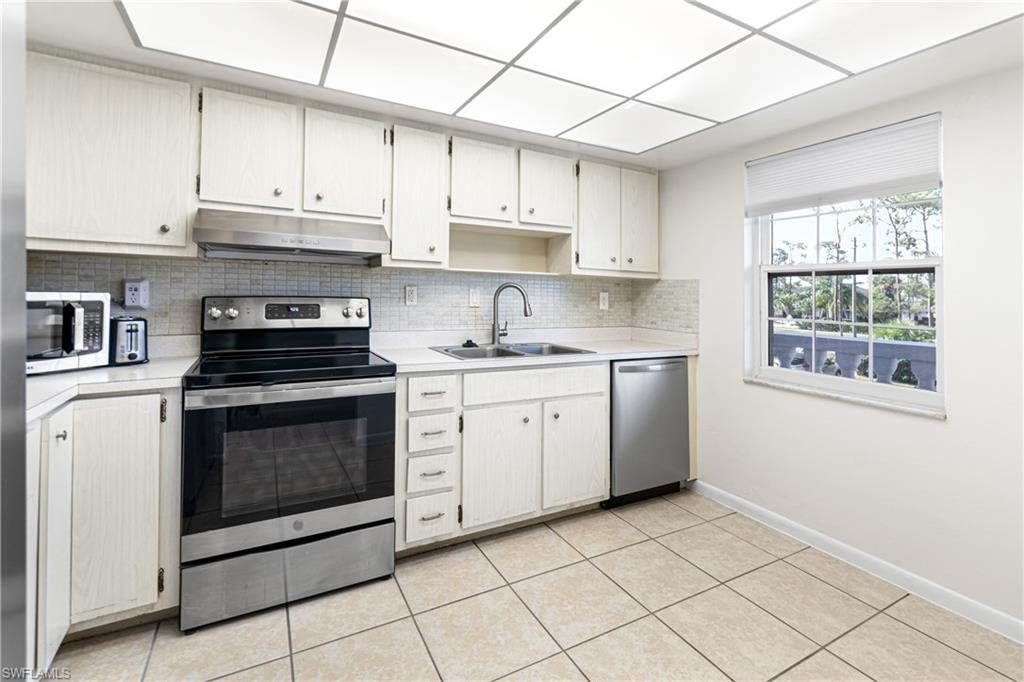 LAKE LAWN CONDO - Residential