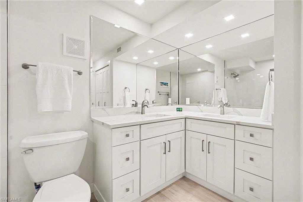 CASA BONITA II - Residential Lease