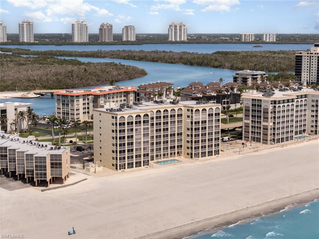 CASA BONITA II - Residential Lease