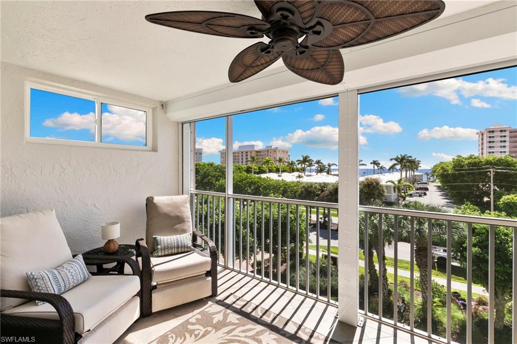 SURFWALK - Residential