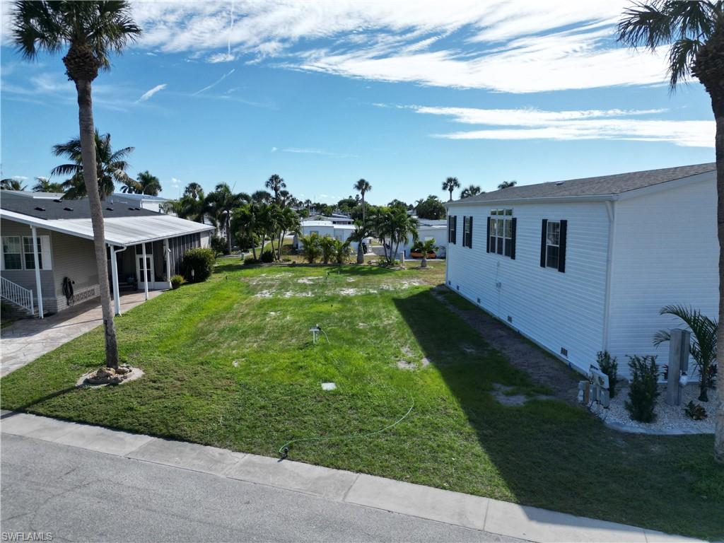 BAYSIDE ESTATES - Land