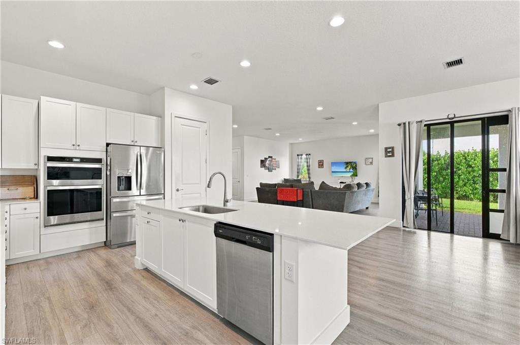 MAPLE RIDGE - Residential