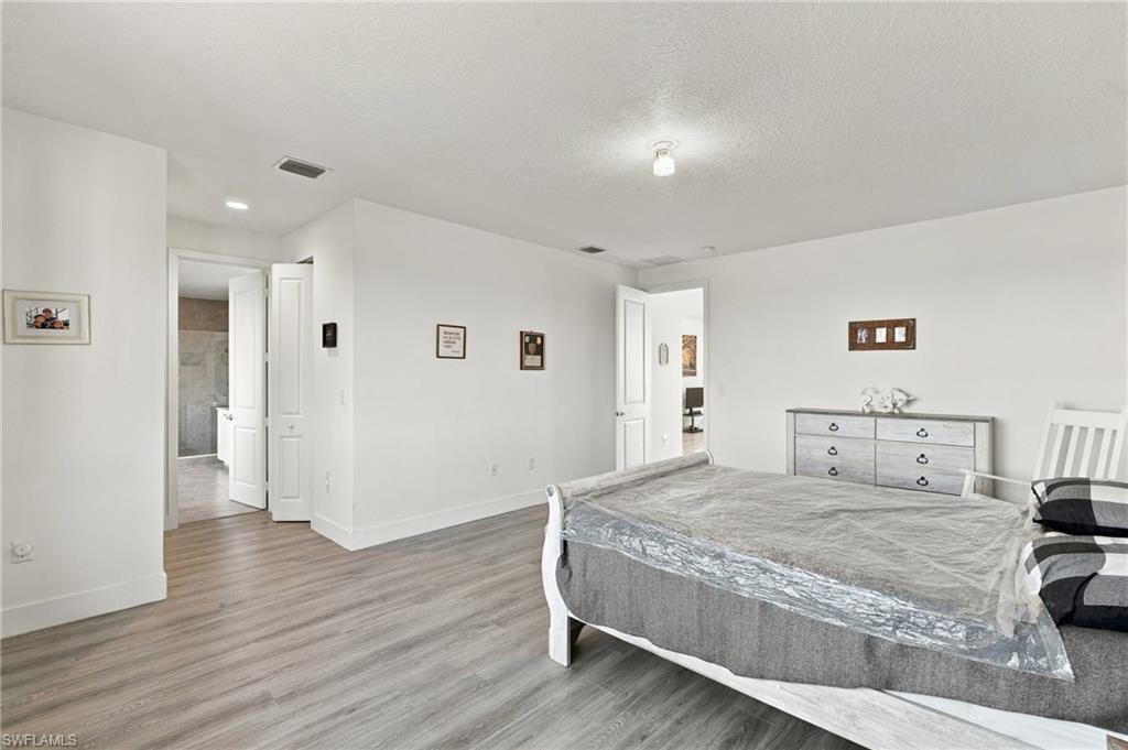 MAPLE RIDGE - Residential