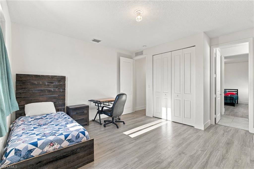 MAPLE RIDGE - Residential