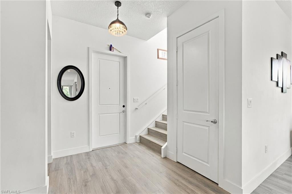 MAPLE RIDGE - Residential