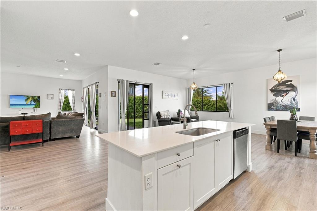 MAPLE RIDGE - Residential