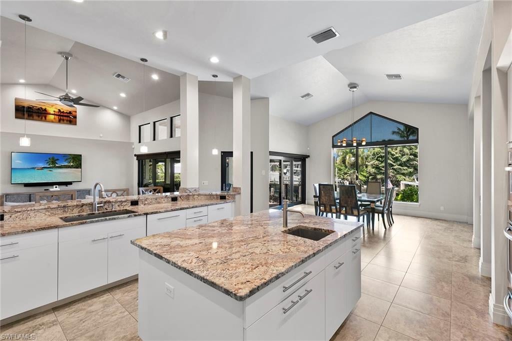 MARCO ISLAND - Residential