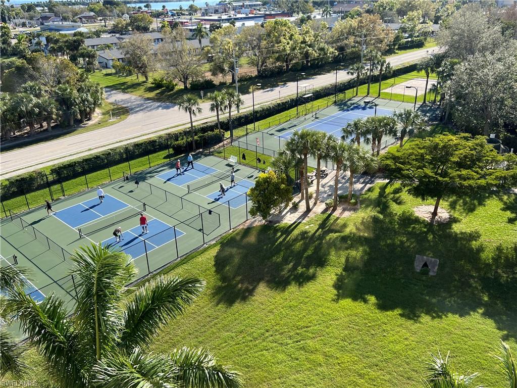 NORTH STAR YACHT CLUB - Residential