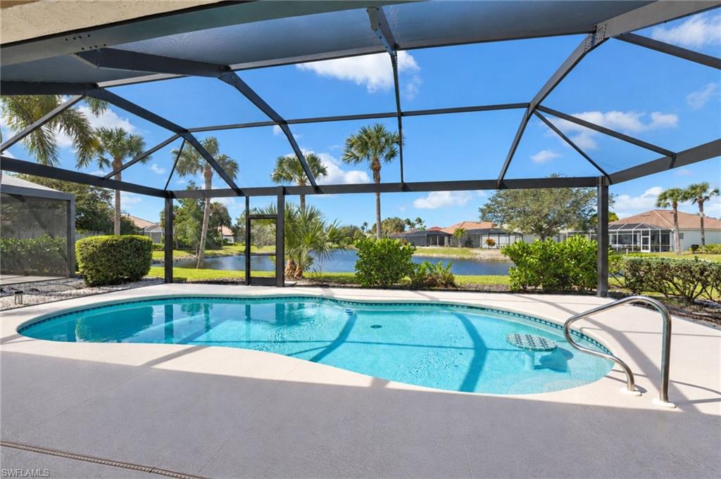 COURTSIDE LANDINGS LAND CONDO - Residential