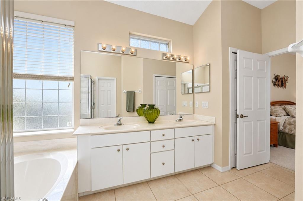 COURTSIDE LANDINGS LAND CONDO - Residential