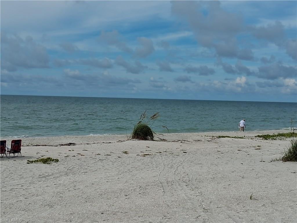 SANIBEL WOODLANDS UNREC - Residential