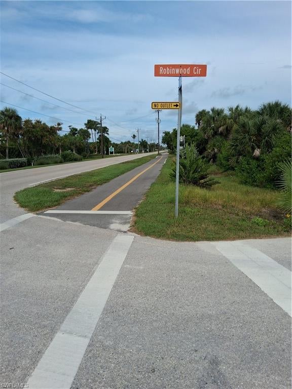 SANIBEL WOODLANDS UNREC - Residential