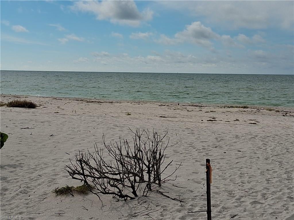 SANIBEL WOODLANDS UNREC - Residential