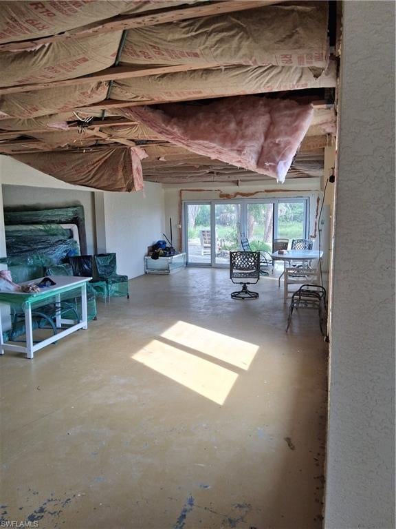 SANIBEL WOODLANDS UNREC - Residential