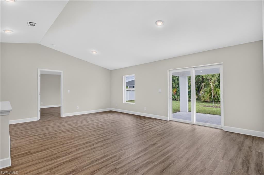 CAPE CORAL - Residential