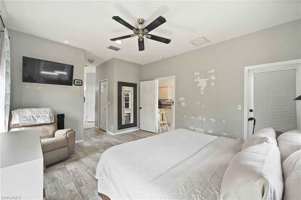 SAN CARLOS PARK - Residential
