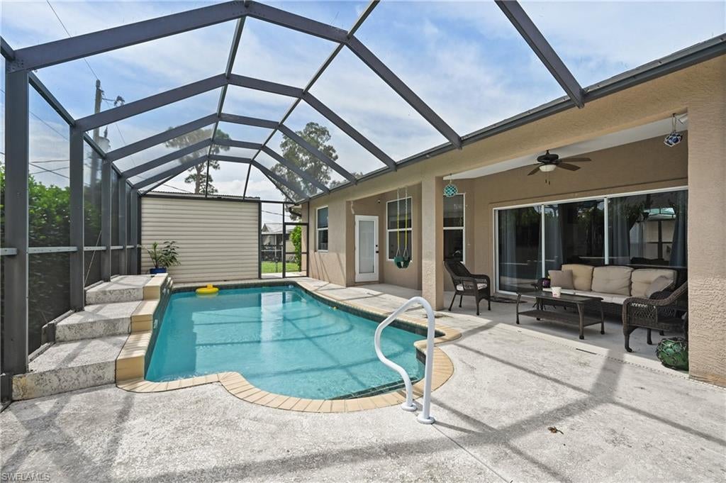 SAN CARLOS PARK - Residential