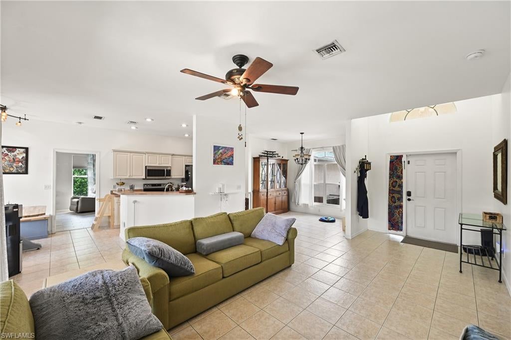 SAN CARLOS PARK - Residential
