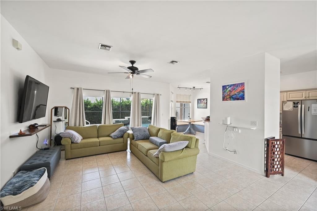 SAN CARLOS PARK - Residential