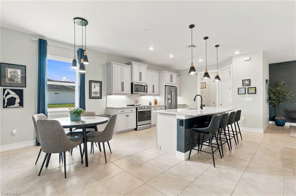 HICKEY CREEKSIDE - Residential