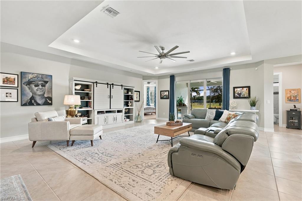 HICKEY CREEKSIDE - Residential