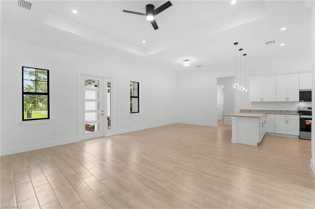 GOLDEN GATE ESTATES - Residential