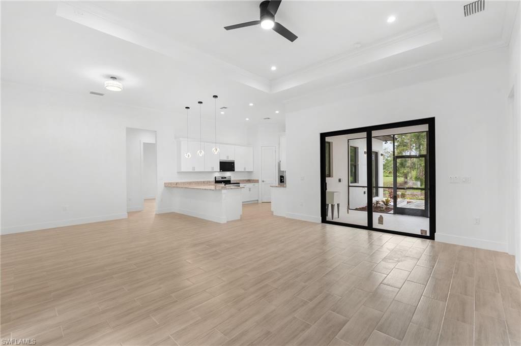 GOLDEN GATE ESTATES - Residential