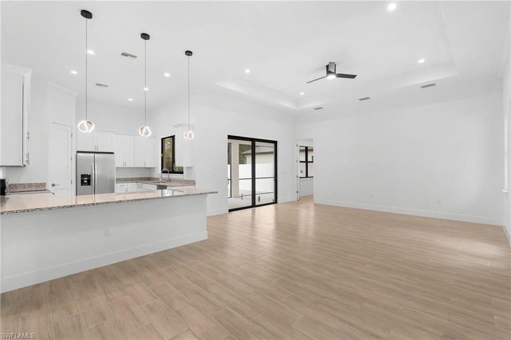 GOLDEN GATE ESTATES - Residential
