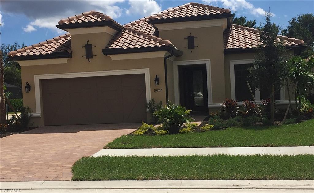 PEBBLE POINTE - Residential