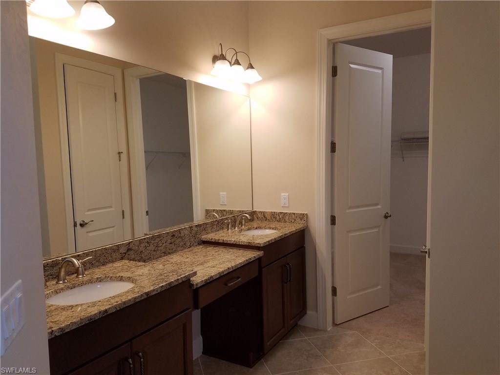 PEBBLE POINTE - Residential