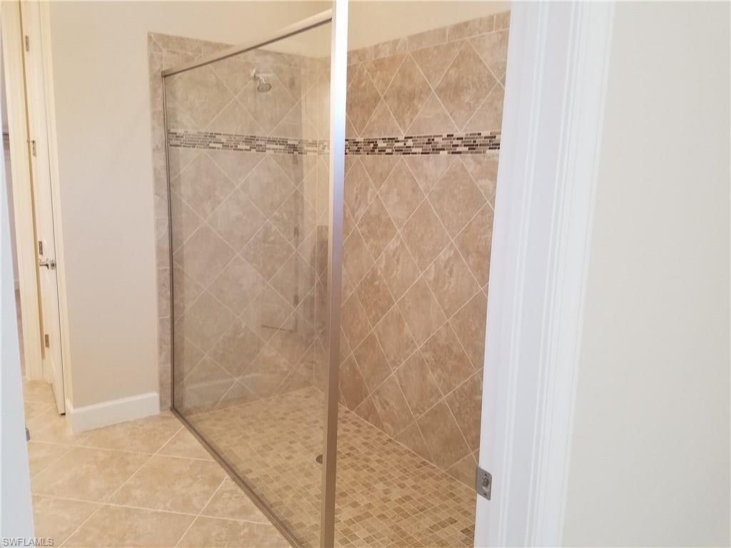 PEBBLE POINTE - Residential
