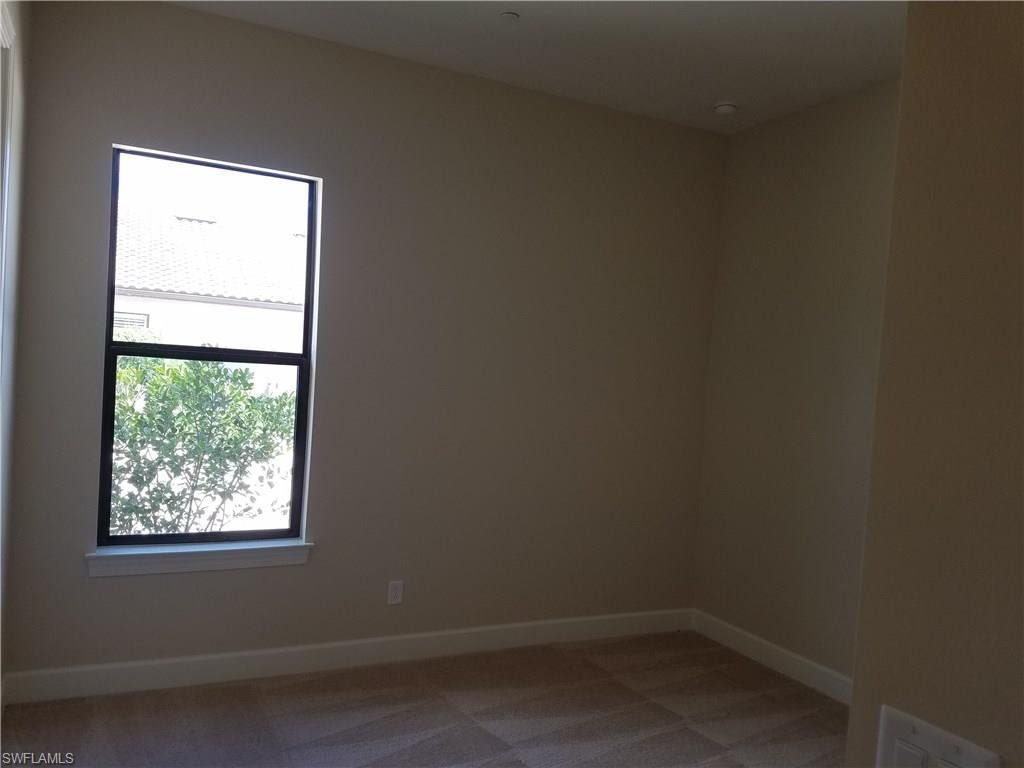 PEBBLE POINTE - Residential