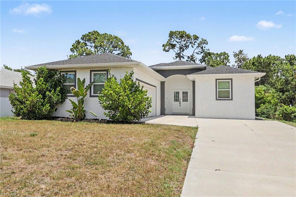 Fantastic 3 bedroo 2 bath 2 car garage home in Lehigh Acres. This property built in 2023 boasts nearly 1400sf of living area, open kitchen with quartz countertops and stainless steel appliances, large living room with high ceilings, spacious master bedroom and guest rooms, loads of outdoor living space on the lanai, impact windows and so much more. Great location in an area of newer homes close to Fort Myers, golf courses, restaurants, shopping and schools.