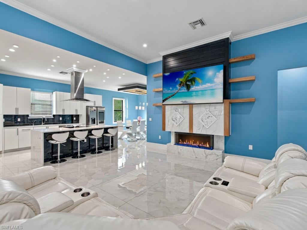GOLDEN GATE ESTATES - Residential