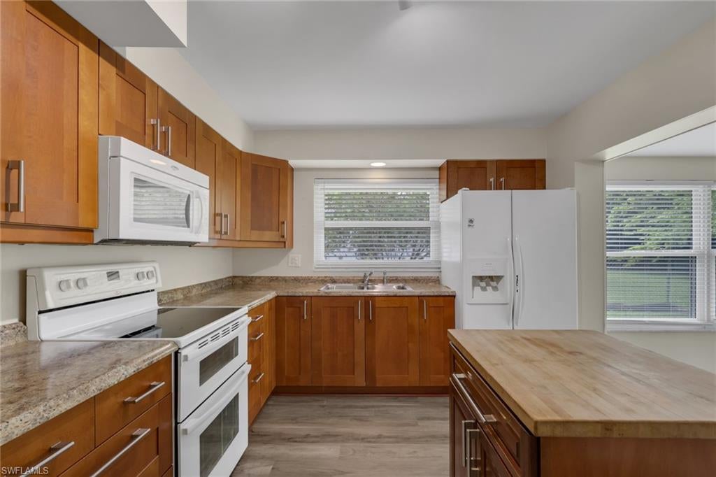 GOLDEN GATE CITY - Residential